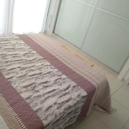 2 Bedrooms With Shared Pool And Wifi At Mar *